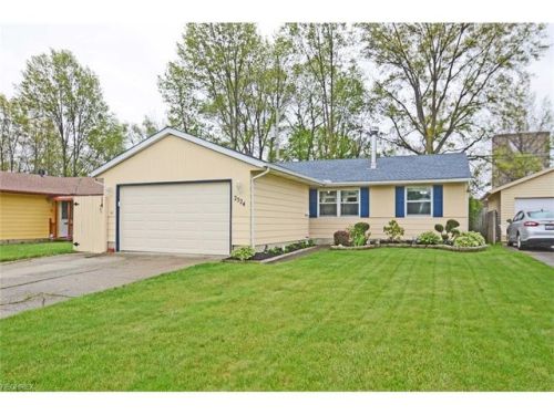 2524 Packard Dr, Lorain, OH 44055-3807