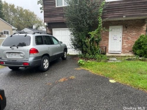 232 Pulaski Rd, Huntington Station, NY 11746-1534