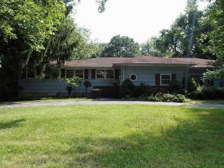 42 Richardsville Rd, Ogdensburg, NJ 07439-1130