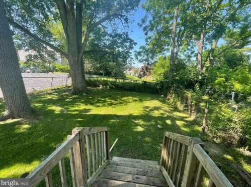 14 Basin St, Norristown PA 19401-4060 exterior