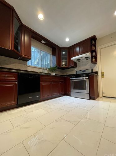 4527 Cloverly Ave, Temple City, CA 91780-4204