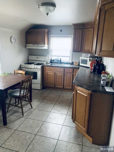 244 Bloomfield Ave, Nutley, NJ 07110-2661