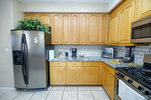 2135 Canyon Creek Ct, Newman CA  exterior