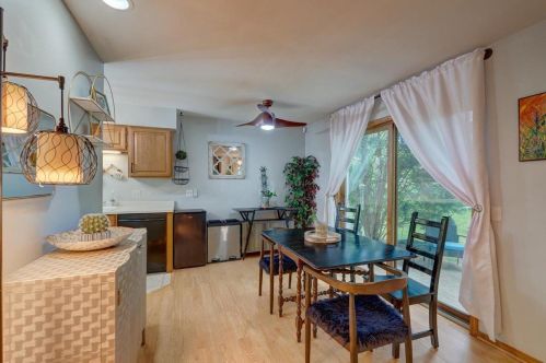 31 Ponwood Cir, Madison WI  53717-1179 exterior