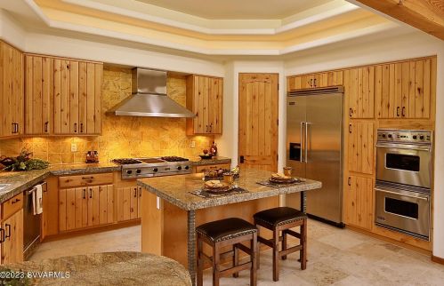 240 Crystal Sky Dr, Sedona AZ 86351-7450 exterior