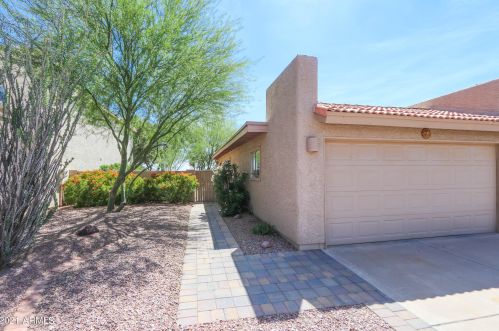9613 Navajo Pl, Chandler, AZ 85248-7119