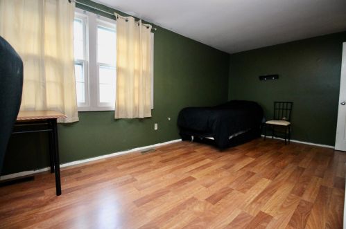 111 Princess Anne Dr, East Freehold NJ  07728-3066 exterior