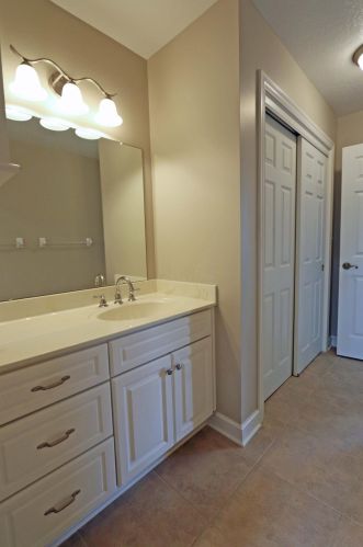 450 Wilderness Rd, Marysville OH  43040-5570 exterior