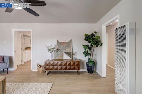 1513 142nd Ave, San Leandro CA  94578-1707 exterior