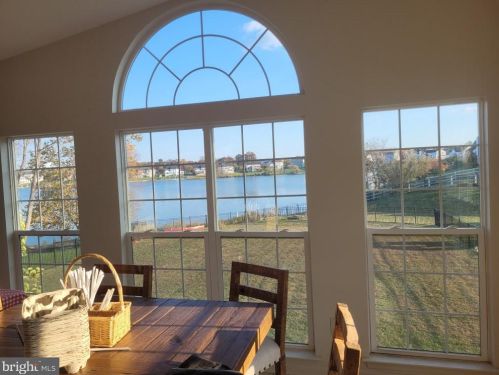 6 Scenic Point Cir, Erial, NJ 08081-1694