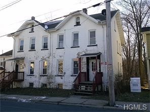 11 Monhagen Ave, Middletown, NY 10940-6240