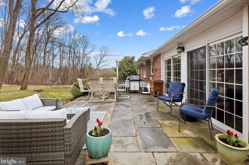 105 Ivy Ln, Glen Mills PA  19342-1319 exterior