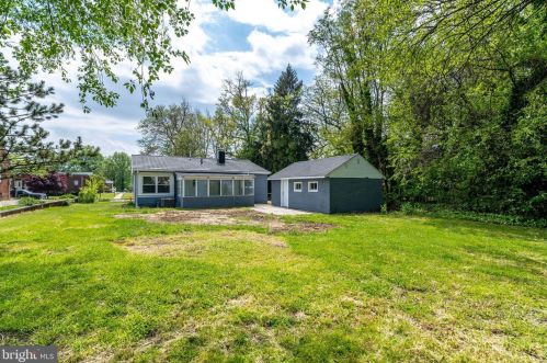 246 Queen St, West Deptford NJ  08096-2254 exterior