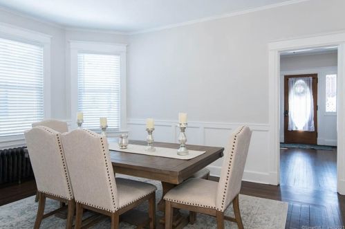 42 Merriman St, Bristol CT  06010-5042 exterior