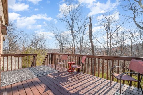 911 Fawnhill Dr, Covington KY  41017-9693 exterior