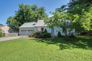 3 Hillcrest Ave, Mendham NJ  07945-1635 exterior