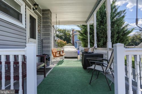 337 Perry St, West Enola PA  17025-2542 exterior