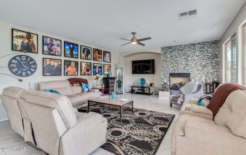 18415 Prt Royale Ln, Sun City AZ  85379-4720 exterior