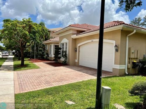 5201 173rd Ave, Hollywood, FL 33029-5099