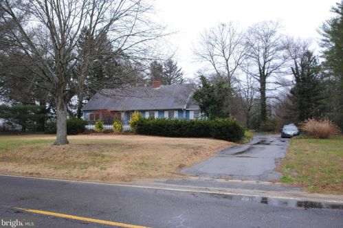 454 Red Lion Rd, Southampton, NJ 08088-8827