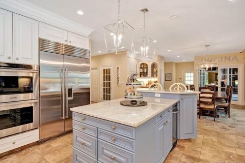 109 Peria Dr, Rocky Hill CT  06067-1741 exterior