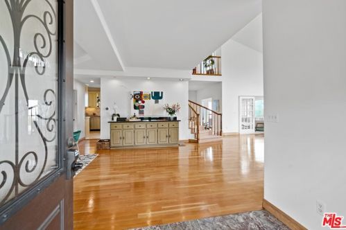21630 Saddle Peak Rd, Topanga, CA 90290-3414