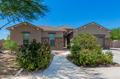 5250 Topaz Pl, Chandler, AZ 85249-5452
