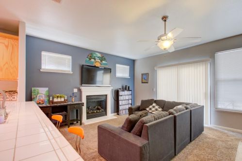 1429 Emerald Dr, Livingston CA  95334-9490 exterior