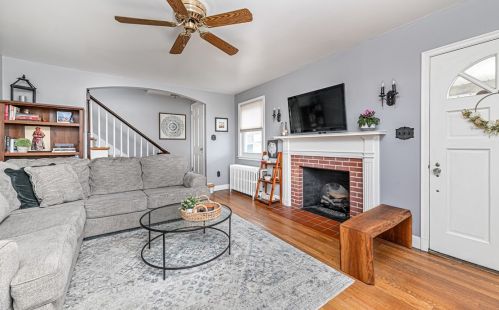 106 William St, Pittsburgh, PA 15229-1534