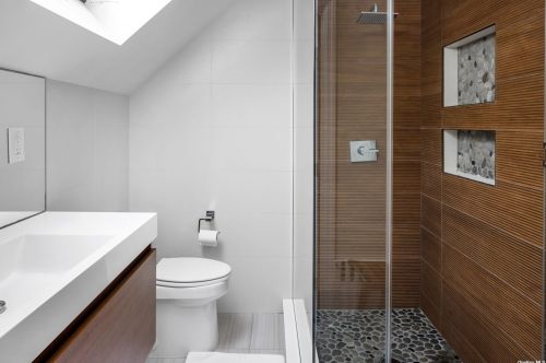 563 Saddle Ridge Rd, Woodsburgh NY  11598-1551 exterior