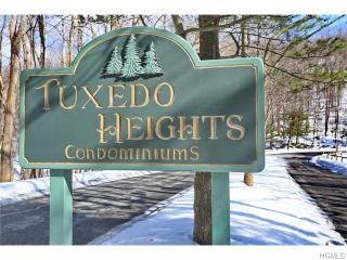 1101 Parkview Dr, Southfields, NY 10975-2635