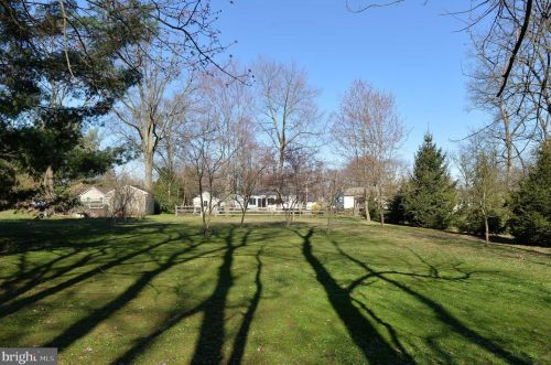 1805 Line St, Lansdale PA 19446-1632 exterior