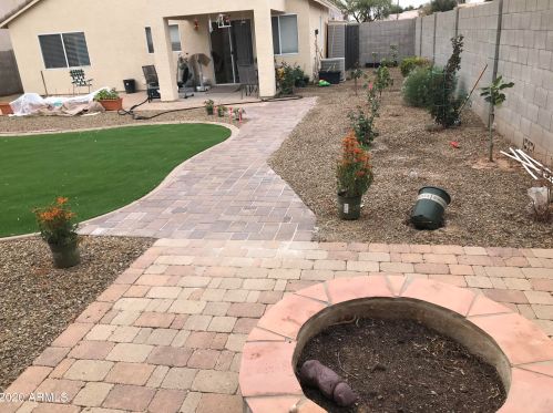 14673 154 Ave, Sun City AZ  85379-6086 exterior