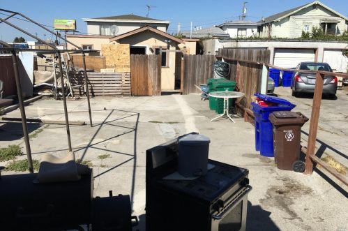 2321 Clinton Ave, Richmond CA 94804-1415 exterior