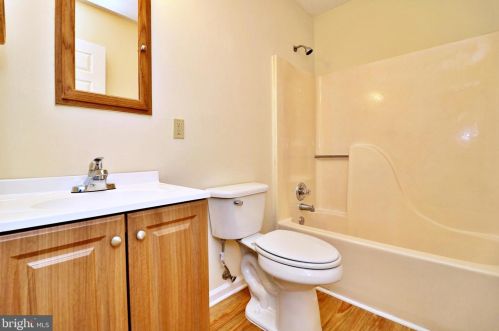 55 Mallard Ct, Charles Town WV  25414-5804 exterior