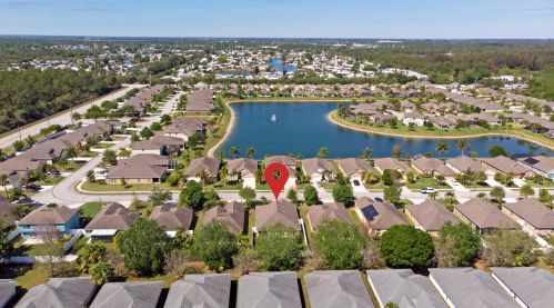 8171 Westfield Cir, Vero Beach FL  32966-1282 exterior