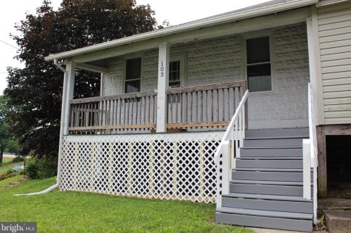 103 Water St, West Enola, PA 17025-2753