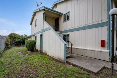 2571 San Leandro Blvd, San Leandro, CA 94578-3235