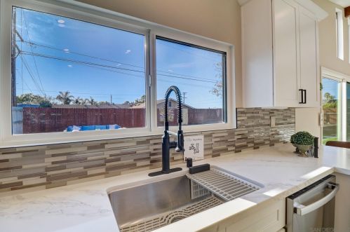 4190 Datcho Dr, San Diego CA 92117-4621 exterior