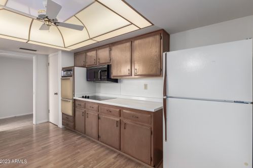 10522 Saratoga Cir, Sun City AZ 85351-2113 exterior