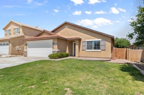 13632 Brynwood St, Victorville, CA 92392