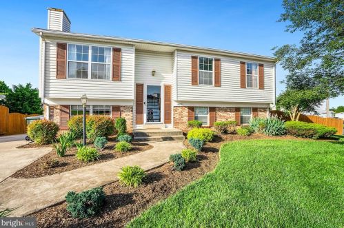 14201 Rockinghorse Dr, Woodbridge, VA 22193-3783