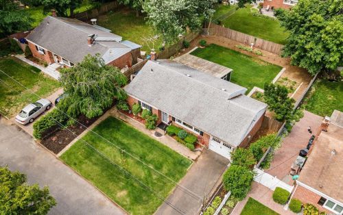 15 Grayley Pl, Huntington Station NY  11746-3112 exterior