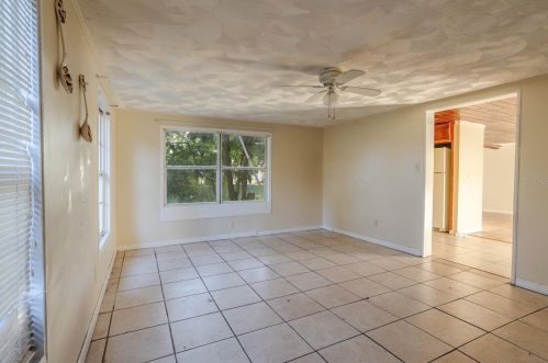 5903 Old Cheney Hwy, Orlando FL  32807-3639 exterior