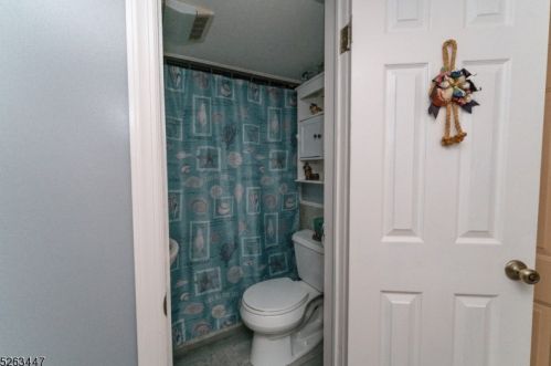 83 Voit Ave, Lincoln Park NJ  07035-1039 exterior