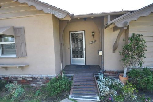 2002 Ninth St, Anaheim, CA 92802-3203