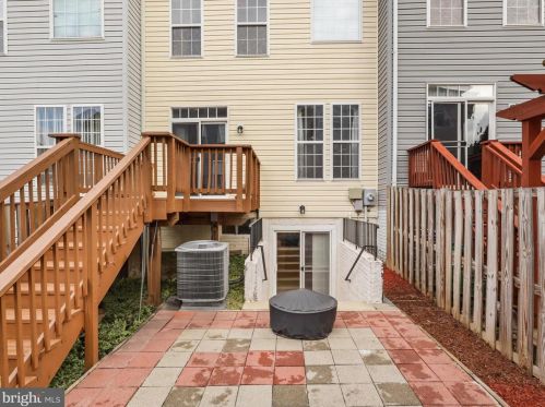 2217 William Harris Way, Woodbridge VA  22191-6381 exterior