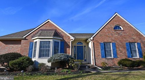 988 Lansdale Ave, Lansdale PA 19446-1621 exterior