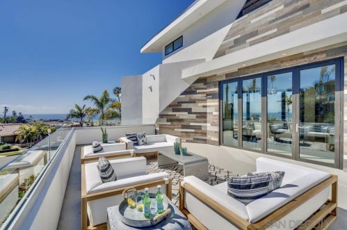 4410 Adair St, San Diego CA  92107-3802 exterior