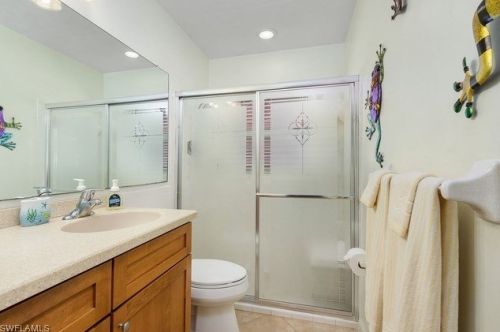 2355 Lemon St, Saint James City FL  33956-2082 exterior